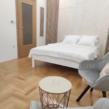 Studio Apartman Lukavica Σαράγεβο Εξωτερικό φωτογραφία
